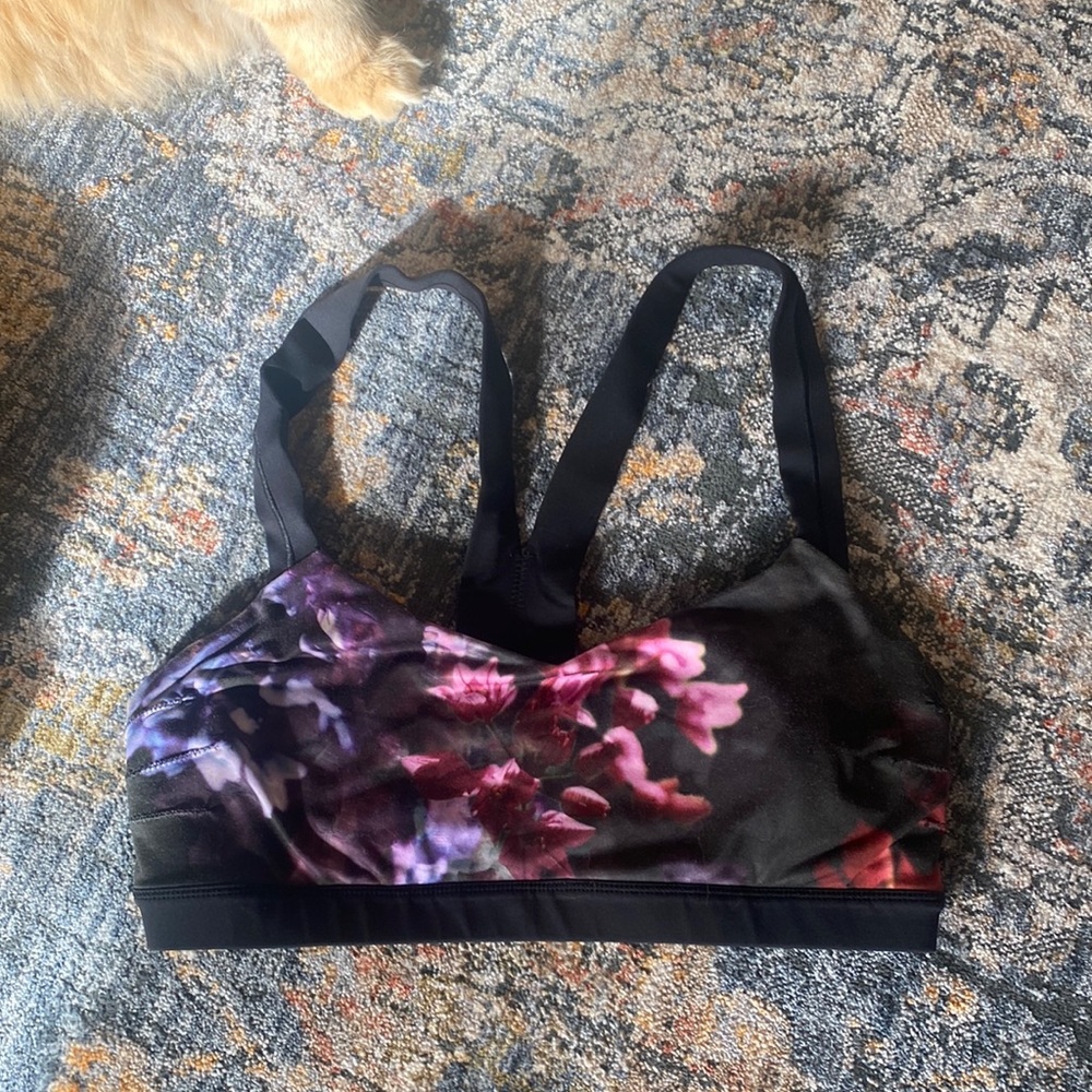 Lululemon bra